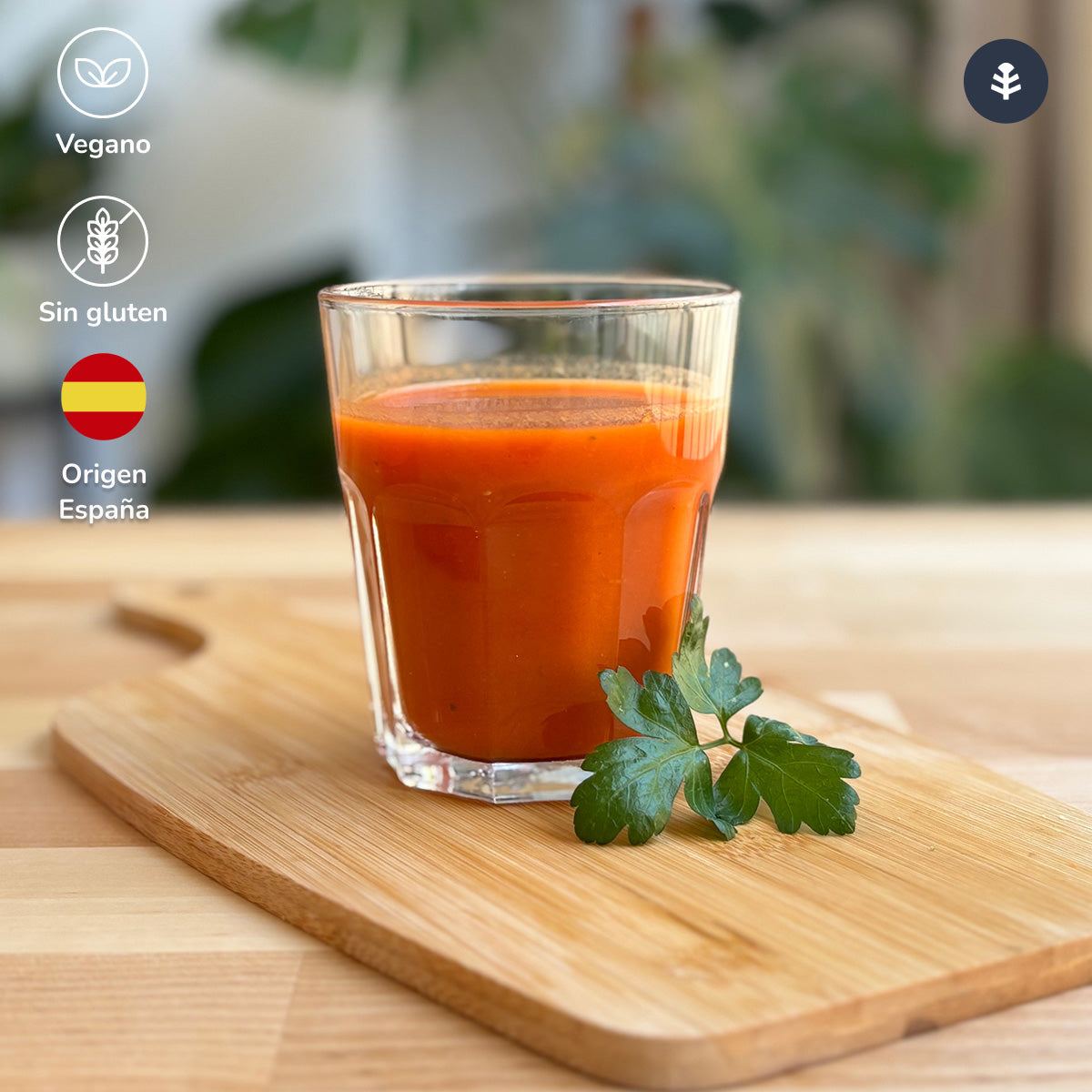 Bio-Gazpacho nach traditionellem Rezept mit 1 Liter nativem Olivenöl extra von Planeta Huerto.