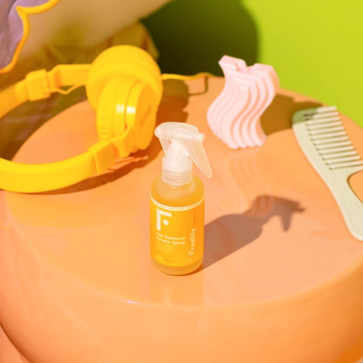 Spray à la kératine Hair Radiance Freshly 100 ml