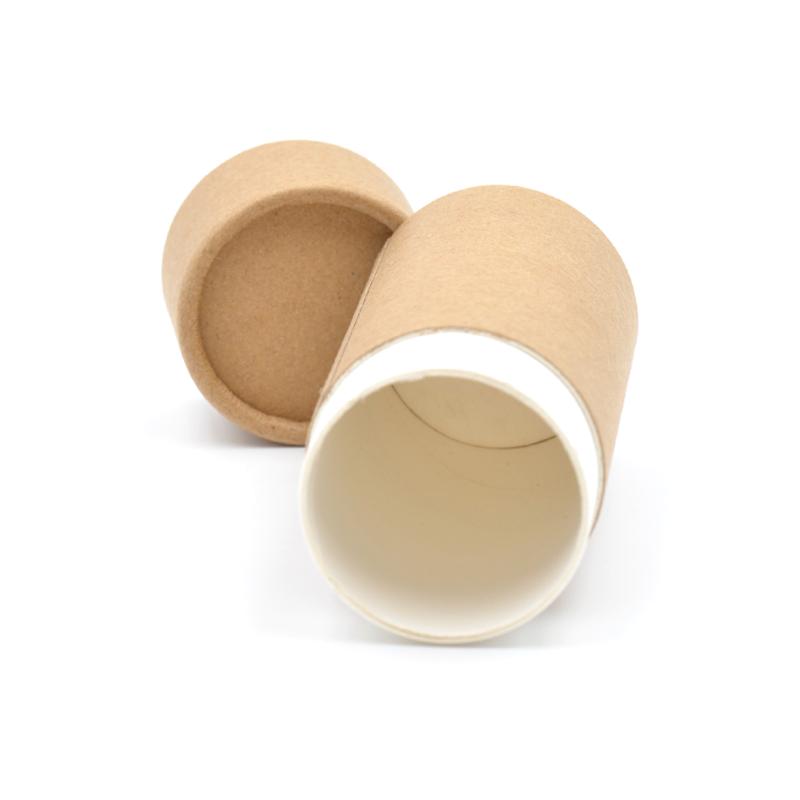 Kartonhülse für Deodorant. Camassia