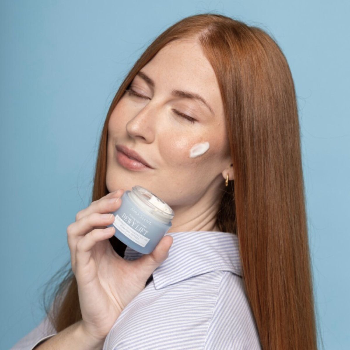 STRAFFENDE TAGESCREME DEWY LIFT LIGHT – NORMALE BIS MISCHHAUT MIT 2 % EXOSOMEN 50 ML