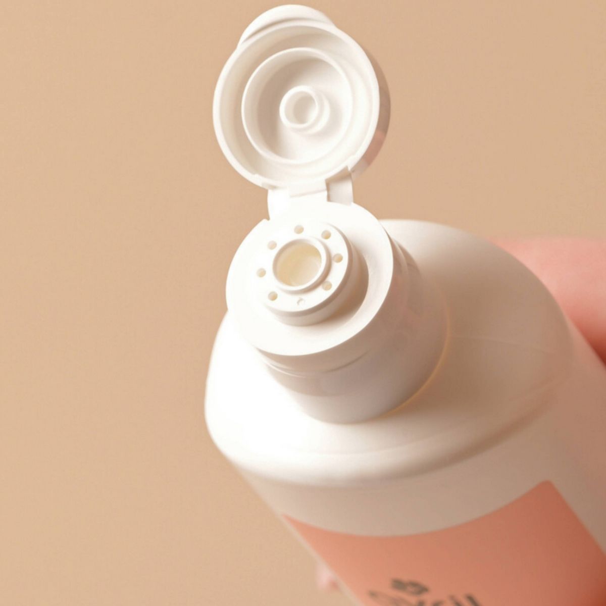 Pianka do mycia twarzy Avril 150 ml