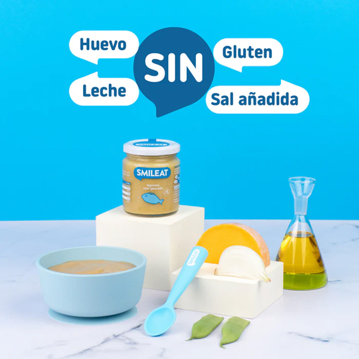 Förpackning med Smileat ekologiska burkar med kött och fisk, 4 st à 230 g