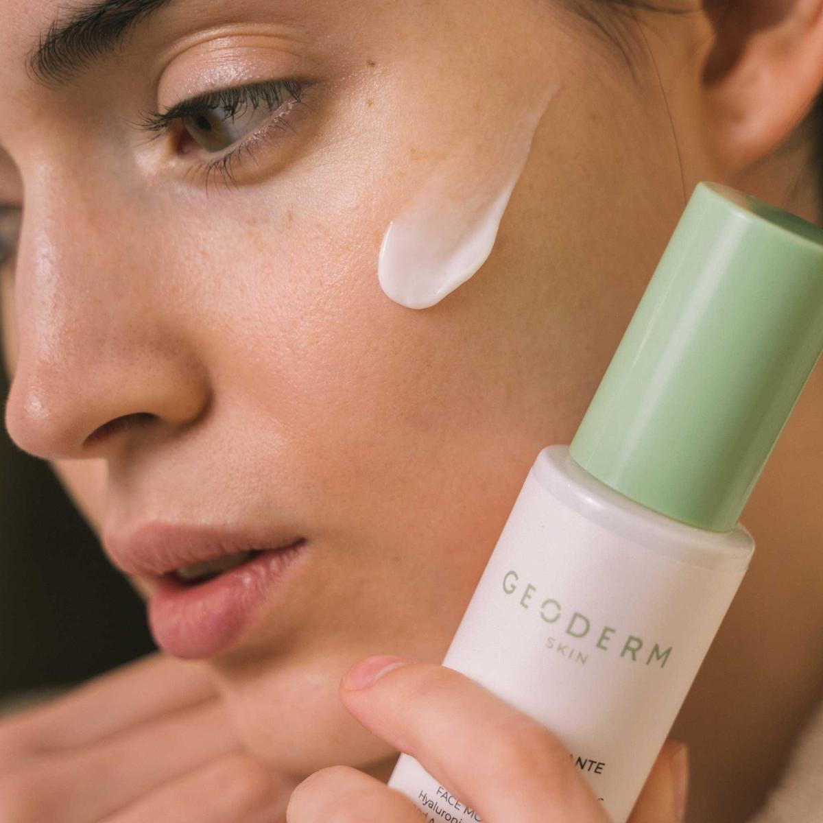 Crema Hidratante Facial para todo tipo de piel Geoderm 50 ml