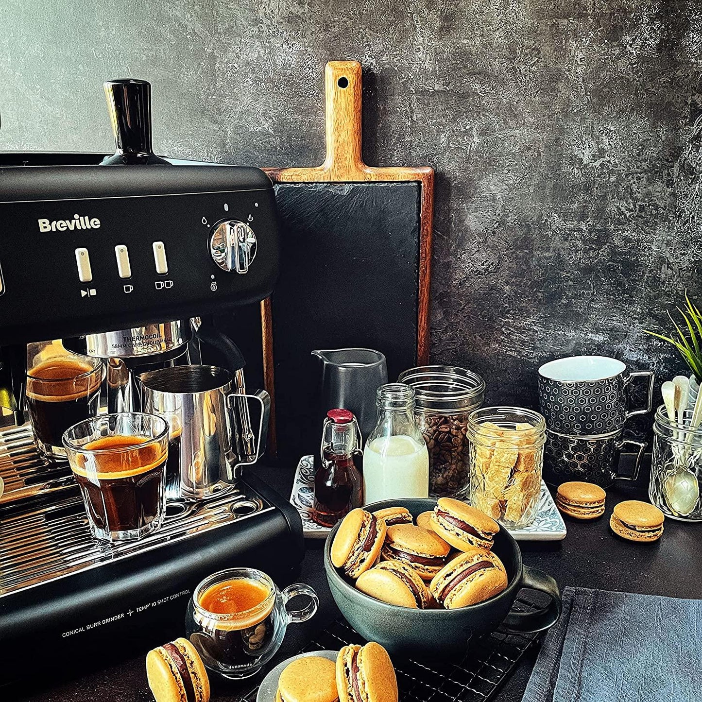 Kaffeemaschine Breville Barista Max+ Schwarz (generalüberholt)