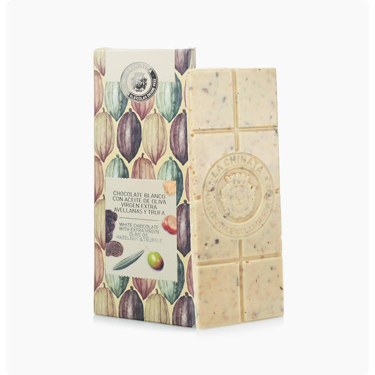 Weiße Schokolade mit Olivenöl, Haselnuss und Trüffel* La Chinata 100 g