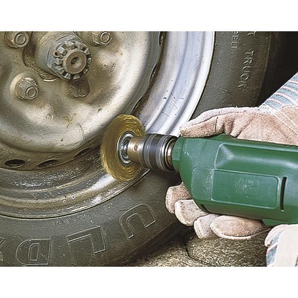 Mässingsborste för borrmaskiner med sexkantig skaft 1/4" (6,35 mm) Wolfcraft