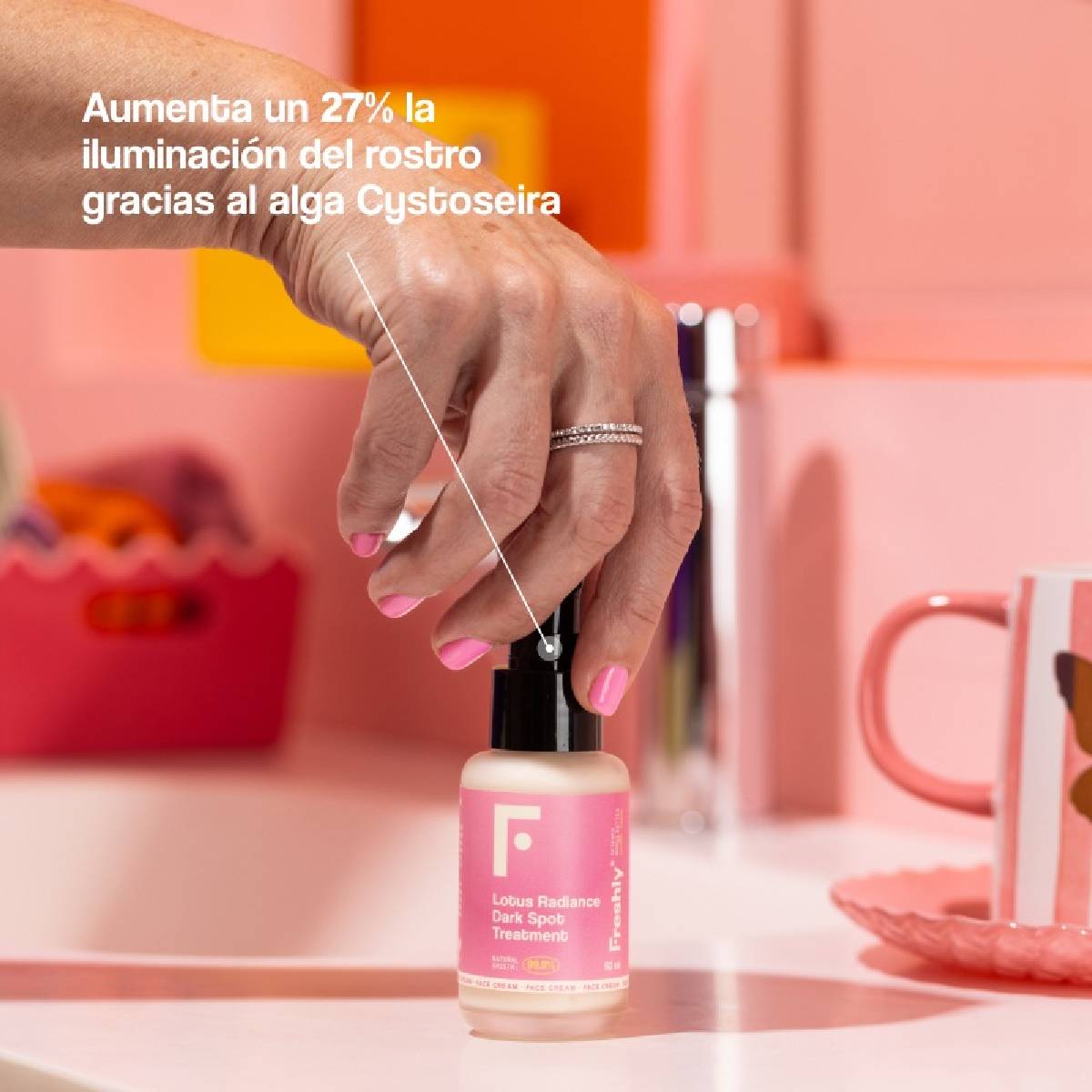 Confezione da 2 creme viso trattamento depigmentante Lotus Radiance Darkspot Freshly 50 ml