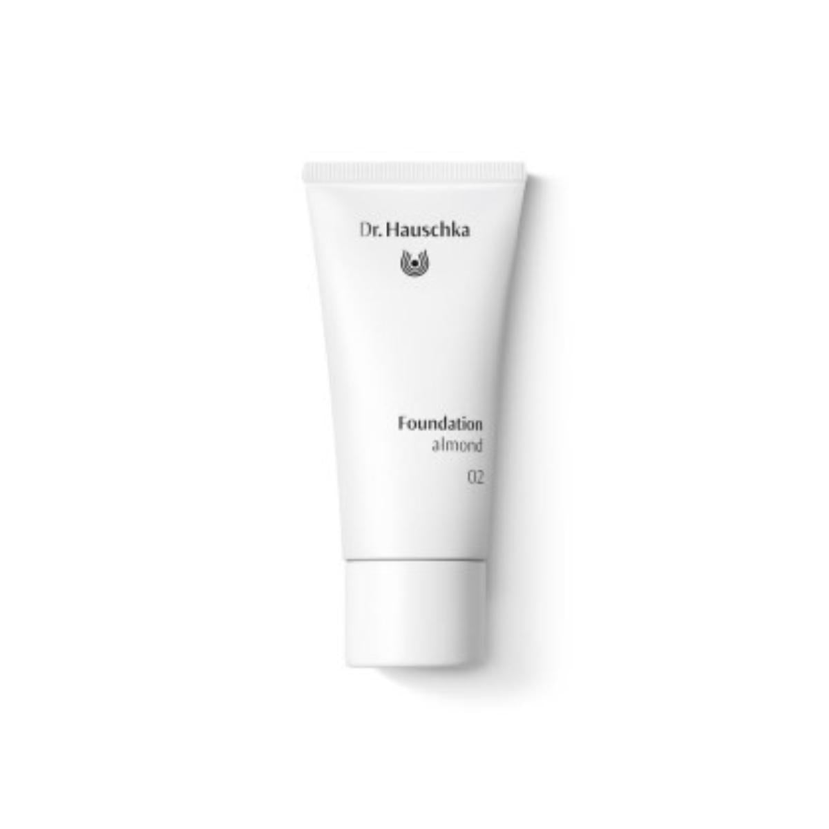 Fondotinta 02 almond  Dr. Hauschka 30 ml