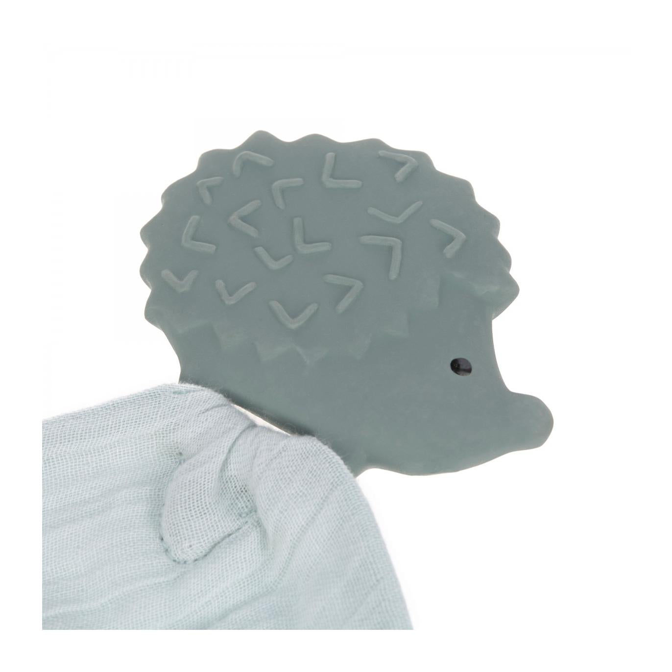 Muslin med bitring i form av en grå igelkott Lässig