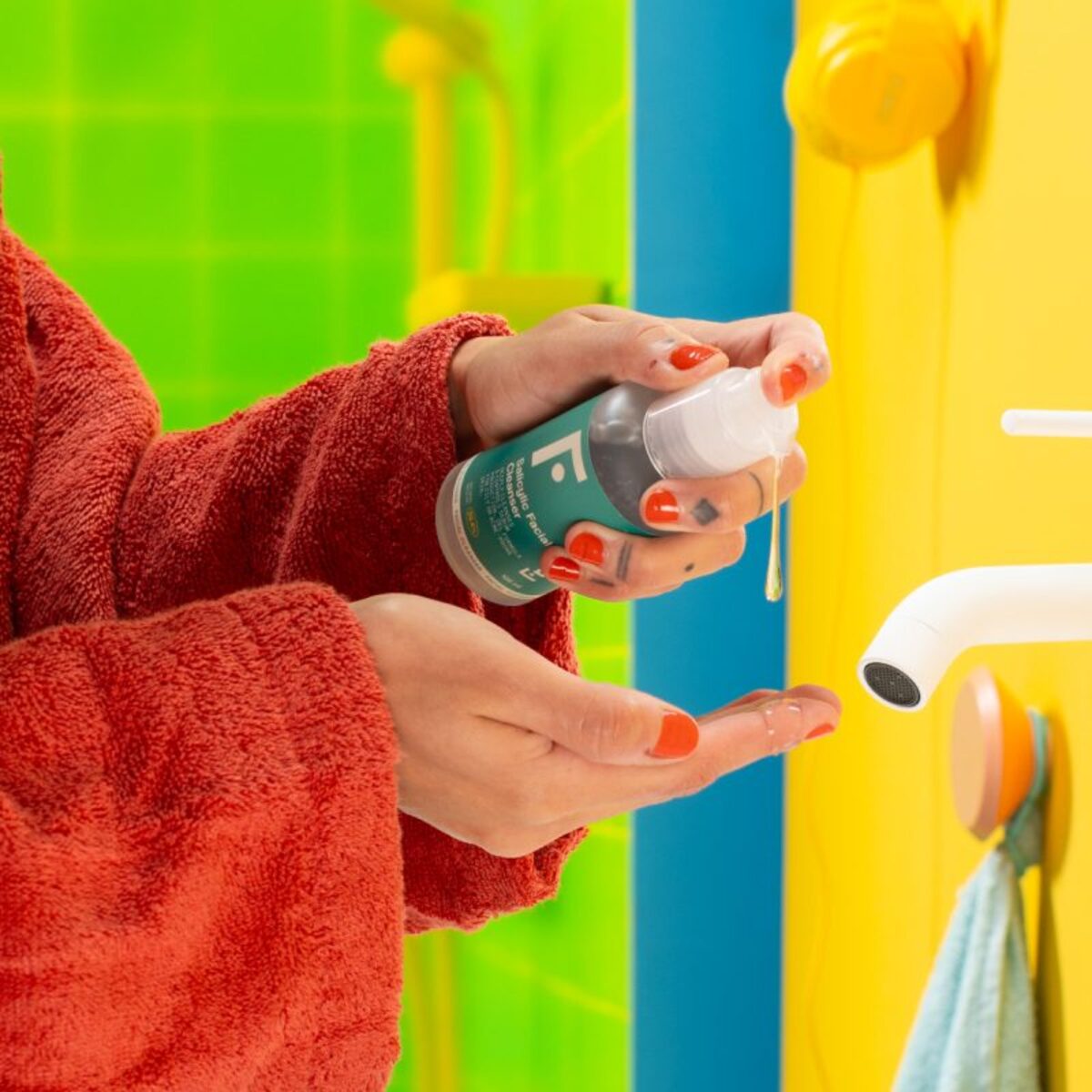 Salicylsyra-ansiktsrengöring Fresly 100 ml