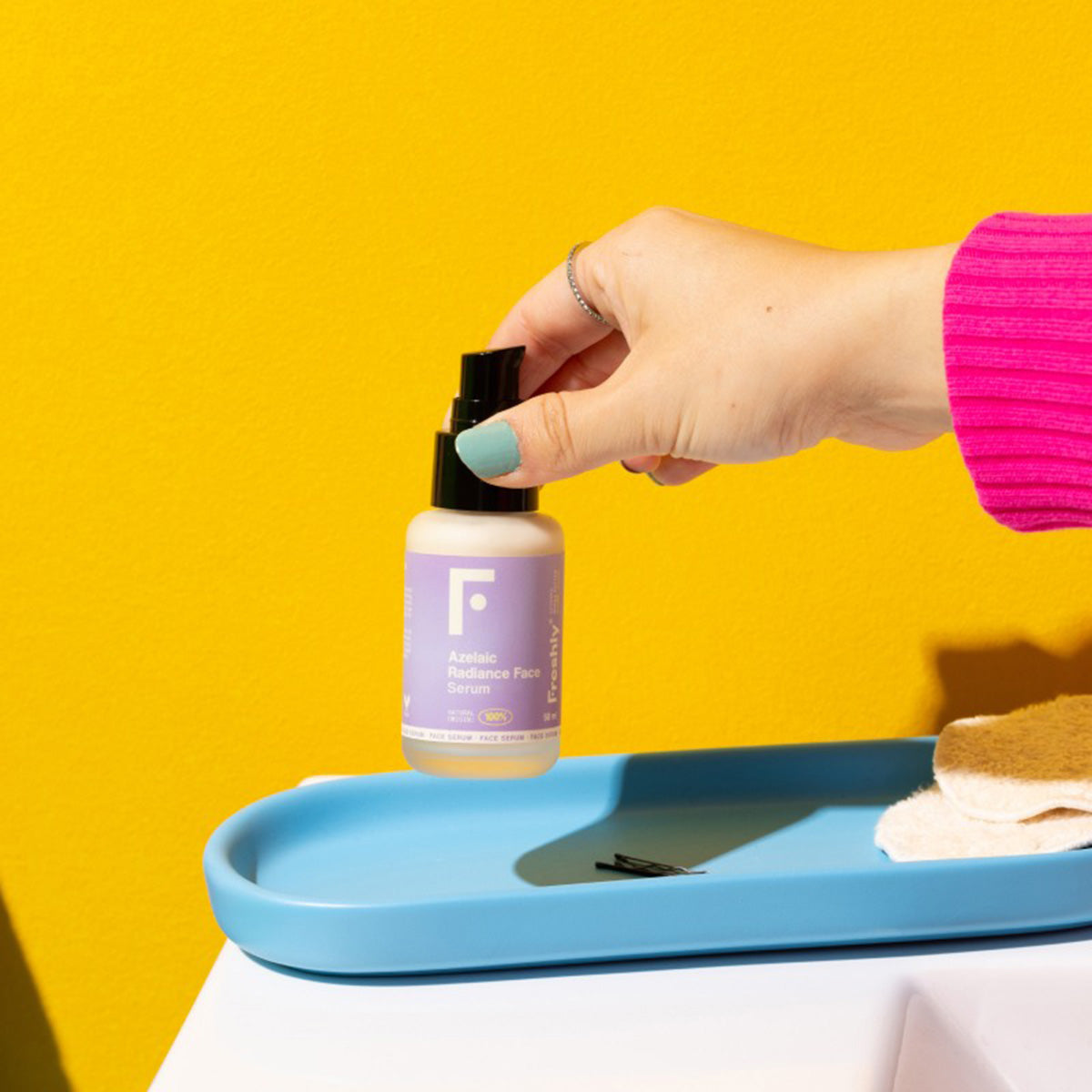 Minigröße – Azelaic Radiance Face Treatment (15 ml)